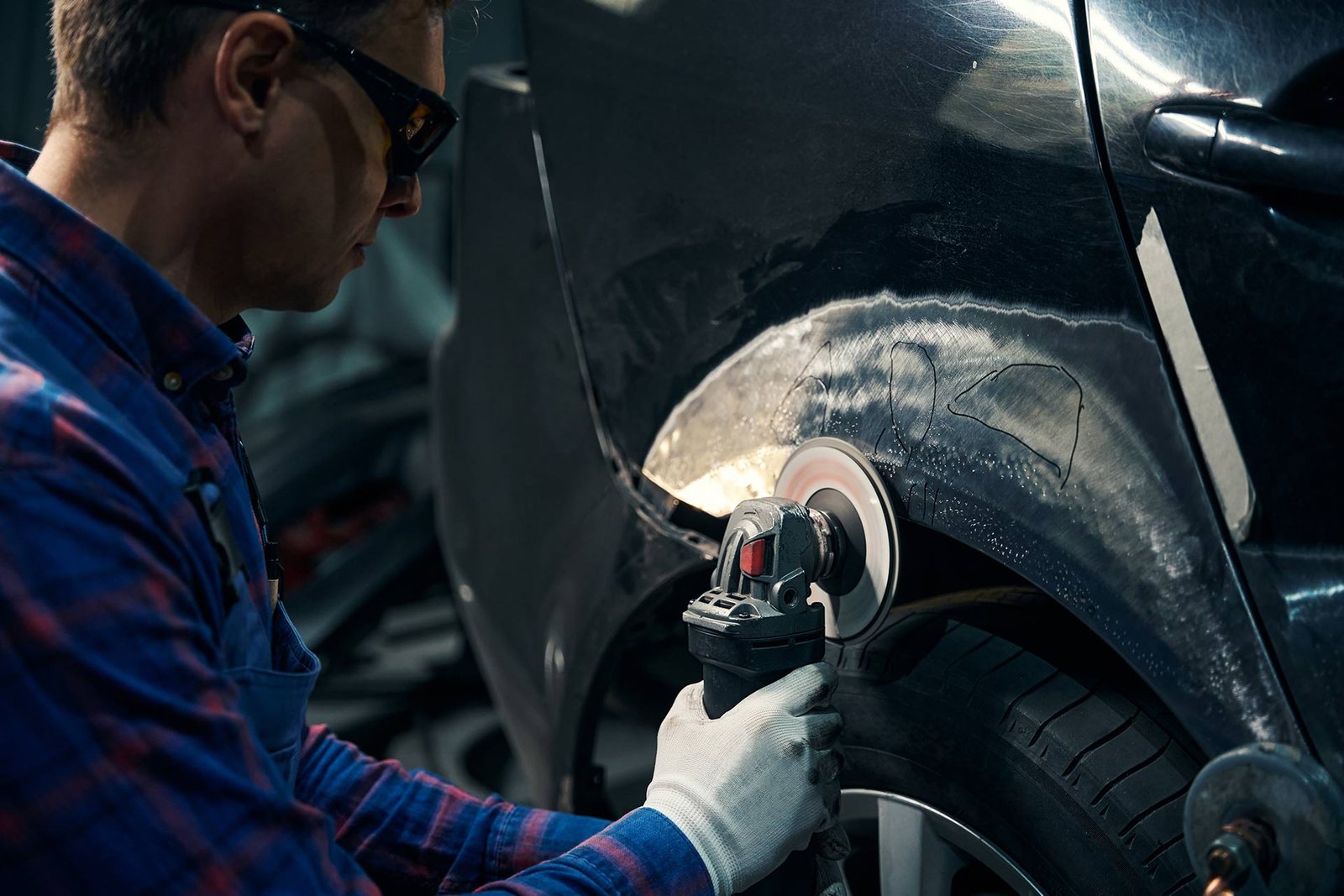 Top Car Cleaning Tips to Keep Your Vehicle Looking New in Noida